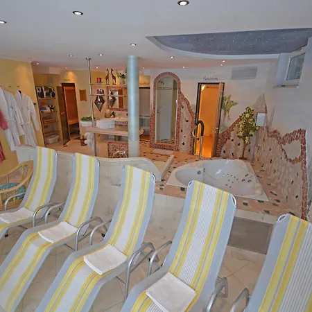 Charming In With Balcony *