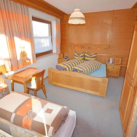 Charming Apartment In Arzl Im Pitztal Near Forest